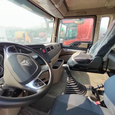 15-20 큐브 X4 시노트럭 HOWO 371HP 콘크리트 믹서 트럭 ≤5석 6개월
