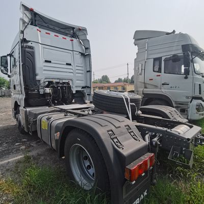 480HP 트럭 엔진 시트랙 4X2 중량 트랙터 600L 연료 탱크 및 운송 비용