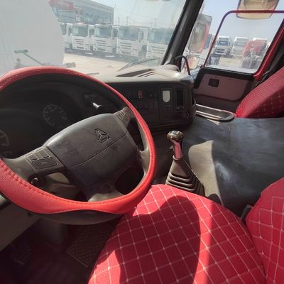 시노트룩 HOWO 6X4 336HP 15cbm 진공 탱커 트럭 하수물 트럭 모델 Zz1257n4641W 1