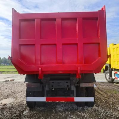 351-450hp 산업용 덤프 트럭 보조 스티어링 및 시노트럭 차시 6 개월