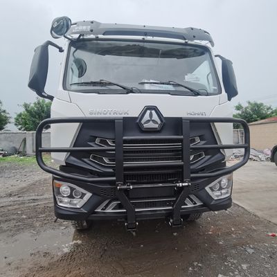6×4 드라이브 휠 시노트럭 중용 트랙터 공기 서스펜션 좌석과 600L 연료 탱크