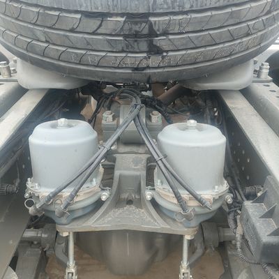 중고량 트럭 그룹 트랙터 산데카 6X4 540HP 트랙터 8800.000kg