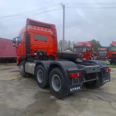 시노트럭 차시와 수압 스티어링 시스템으로 6x4 농업 기계 트럭