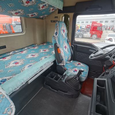 공기 서스펜션 좌석 운전자 좌석 480HP 엔진 및 6X4 시노트럭 구성