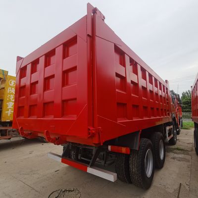 수압 스티어링 시노트럭 Hovo 6X4 LHD 및 타이어 건설과 함께 사용 된 덤프 트럭