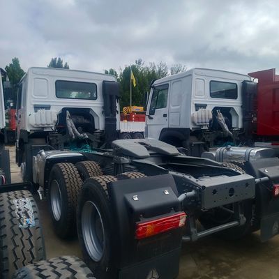 국가 중량 트럭 트랙터 HOWO 6X4 371HP 탄소 강철 화물 상자와 트랙터