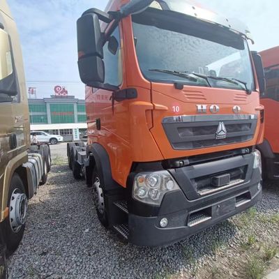 사용 된 HOWO 6X4 트랙터 트럭 반 트레일러 유동