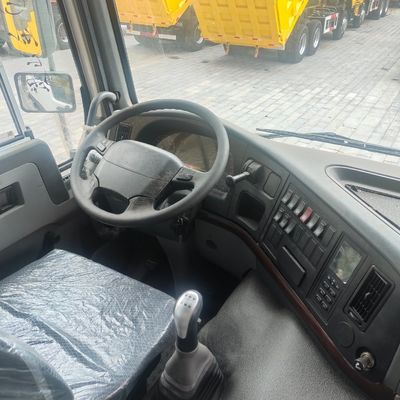성능 사용 된 HOWO8X4 National Heavy Duty Truck의 좌석 ≤5 in의 덤프 트럭