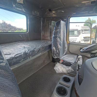 환불 HOWO 400L 연료 탱크와 편안한 운전석과 함께 트랙터 트럭