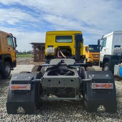 HOWO 371HP 6X4 트랙터 엔진 용량&gt; 8L 및 맞춤형 디자인