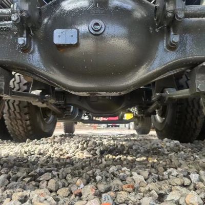 HOWO 371HP 6X4 트랙터 엔진 용량&gt; 8L 및 맞춤형 디자인