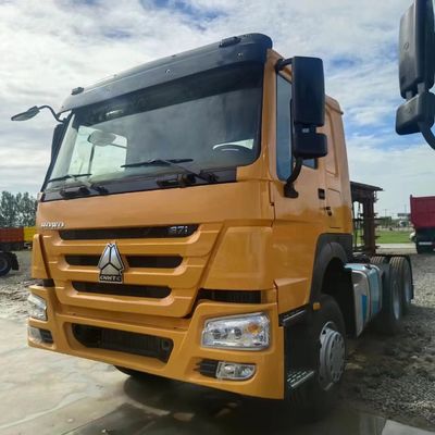 용량 31-40t 1000L 디젤 탱크와 맞춤형 2024 모델 시트랙 트랙터 트레일러