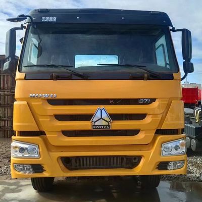 시노트럭 6X4 트랙터 공기 서스펜션 좌석과 600L 연료 탱크 첨단 기술