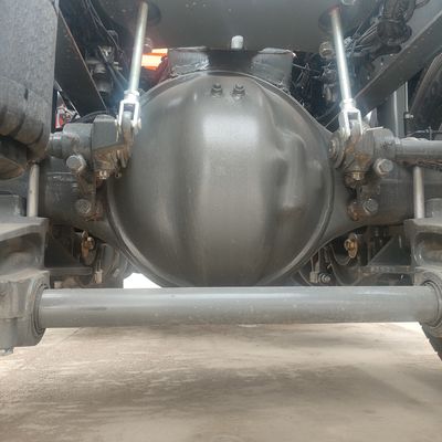 산데카 4X2 트랙터 사용 된 운송 트럭 600L 연료 탱크와 ≤5 좌석 저렴