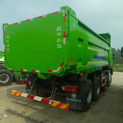 수동변속기와 1000L 연료탱크가 있는 강력한 포튼 오만 8X4 틱퍼 트럭