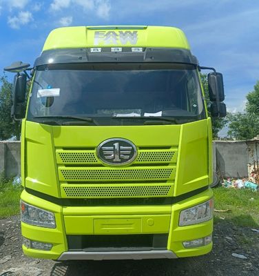 8005.000kg 총중량 디젤 트럭 J6p420HP 수요가 높은 반 트레일러 끌기