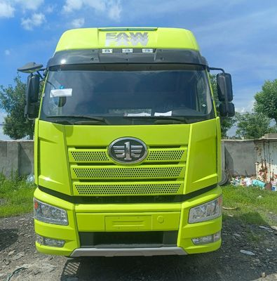 FAW Jiefang J6p420HP 디젤 6X4 무거운 트랙터 트럭 6 개월 판매 후 서비스