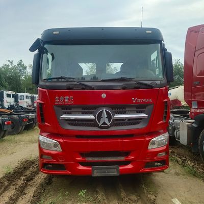 420HP 트랙터 베이벤 6X4 시노트럭 차시와 튜브리스 타이어 디자인