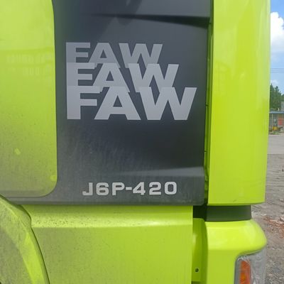 미국 탄소 강철 FAW Jiefang J6p420HP 반착대를 끌기 위한 디젤 중량 트럭