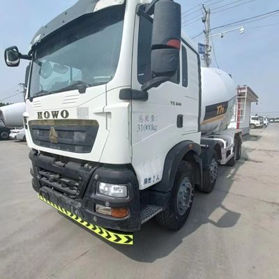340 Tx HOWO 중공용 콘크리트 믹서 트럭 및 수압 스티어링