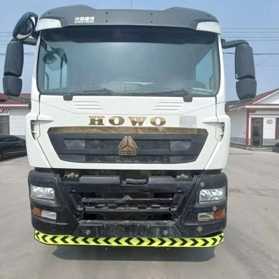 340 Tx HOWO 중공용 콘크리트 믹서 트럭 및 수압 스티어링
