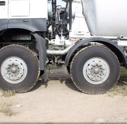 ZZ1257N3647N1 8x4 사용 된 시노트럭 트럭 HOWO 380 HP 높은 내구성을 가진 콘크리트 믹서