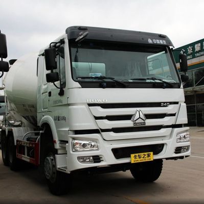 맞춤형 Sinotruk 차시 수압 스티어링 타이어와 함께 무거운 직무 콘크리트 믹서 트럭