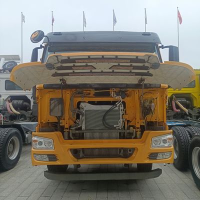 사용자 정의 요청 HOWO 371HP 6X4 트랙터 사용 된 운송 트럭 튜브리스 타이어 디자인