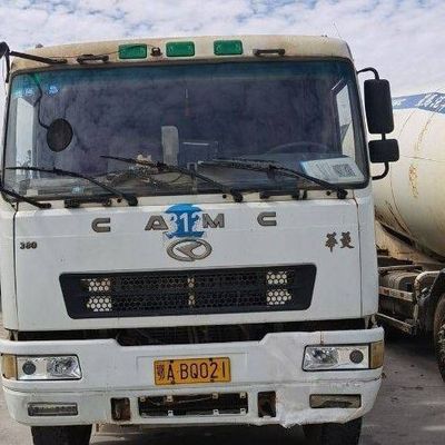 8 실전 Sinotruk 디젤 2m3 수압 스티어링 시스템과 콘크리트 혼합 트럭
