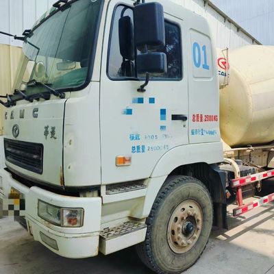 8 실전 Sinotruk 디젤 2m3 수압 스티어링 시스템과 콘크리트 혼합 트럭
