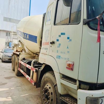 8 실전 Sinotruk 디젤 2m3 수압 스티어링 시스템과 콘크리트 혼합 트럭