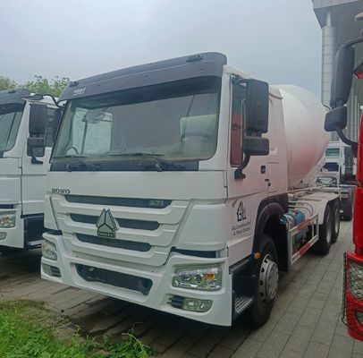 30t 유료 화물 사용 된 콘크리트 믹서 트럭 하오우 371 건설용 중량 트럭 6X4