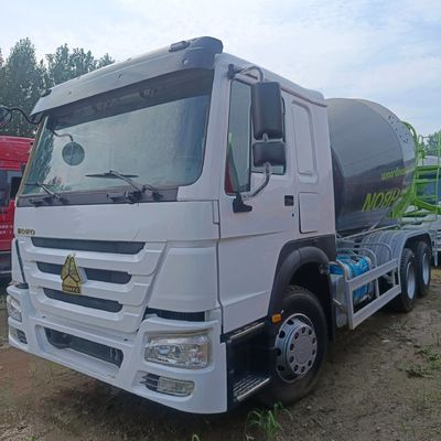 12m3 380HP 무거운 6X4 자동 콘크리트 믹서 트럭 타이어와 탄소 강철 화물 상자