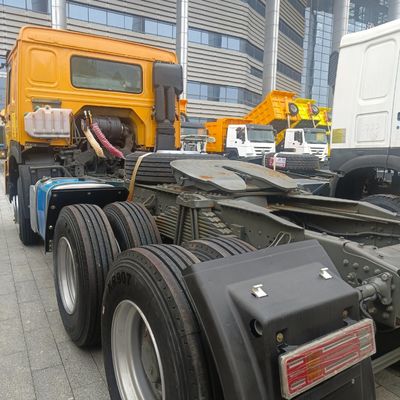 견고하고 강력한 시노트럭 6X4 트랙터