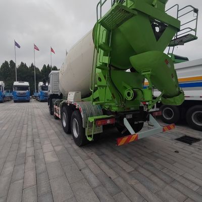 사용 된 Sinotruk 차시 가이드럴 시멘트 트럭