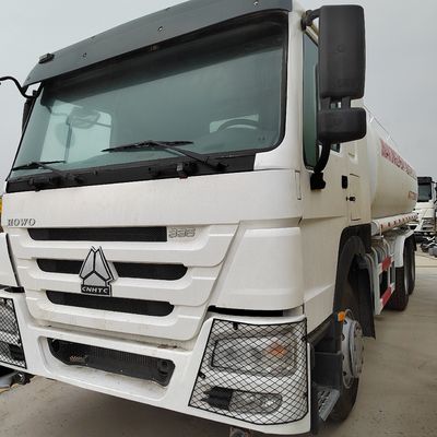 시노트럭 차시 20톤 사용 된 HOWO 6X4 물 배달 트럭 물 탱크 트럭 타이어