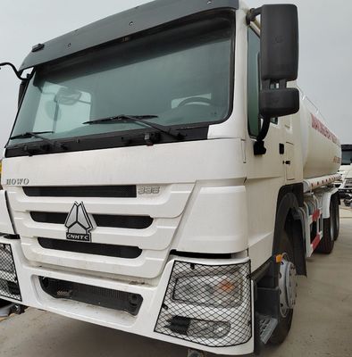 HOWO 6X4 20m3 20cu. M 스테인리스 스틸 물 탱커 트럭과 탄소 스틸 화물 상자