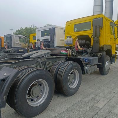 튜브리스 타이어 디자인 371HOWO 디젤 트랙터 351-450hp 마력 및 성능