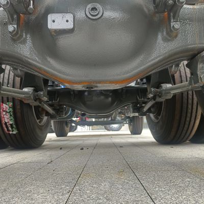 부하 용량 31-40t HOWO6X4 트랙터