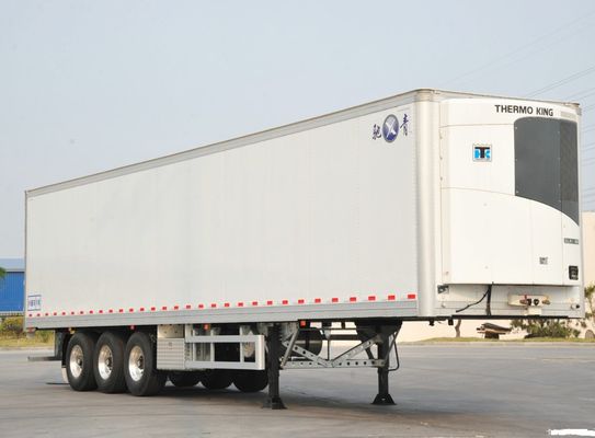 대형 식품 운송 시노트럭 차시 냉동 트레일러 8000kg 총량