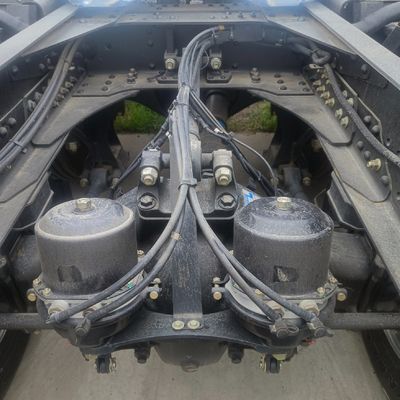 600L 연료 탱크 6X4 디젤 트랙터 트럭 장거리 운송 및 배달