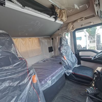 400L 연료 탱크 시트라크 중량 트랙터 DOT 인증과 함께 화물 운송 트럭