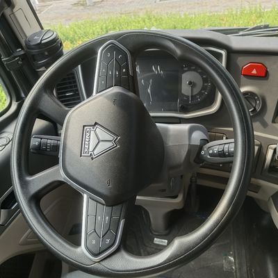국가 중형 트럭 HOWO700HP 6x4 10 휠 사용 트랙션 운송 트럭 2024 년