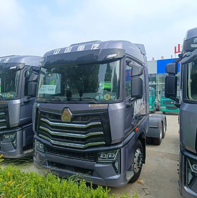 6개월 HOWO 6X4 LNG 트랙터 트럭