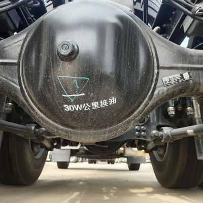 시노트룩 차시 2024 프라임 s 동펜 티안롱 6X4LNG 가스 트랙터 트럭
