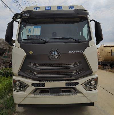 ISO US 인증 중량 오프로드 차량 Sinotruk 30t 화물 운송용 트럭