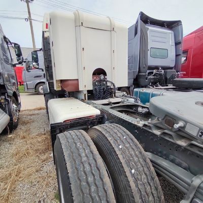 시노트럭 시트랙 HOWO 6X4 CNG 고급 기술 및 특징을 갖춘 중량 트럭