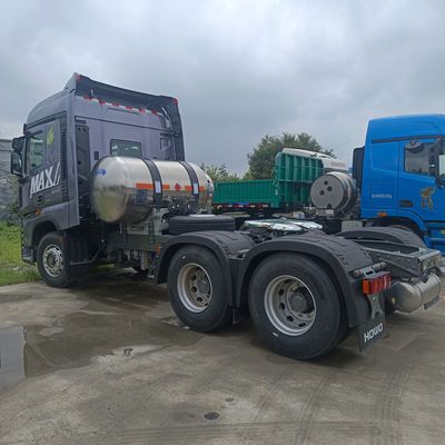 국가 중량 트럭 그룹 6X4 LNG 연료 트랙터와 함께 덤프 트럭 운송 트럭