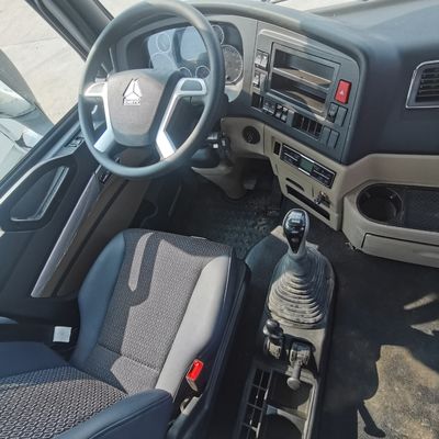 ISO 인증을 받은 중량 수송용 반류착장 Sinotruk HOWO 6800*2500*3200