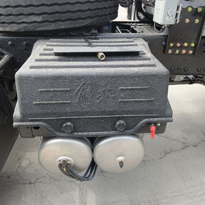 6x4 드라이브 휠 시노트럭 차시 해방 가스 트랙터 트레일러 트럭 530HP 용량